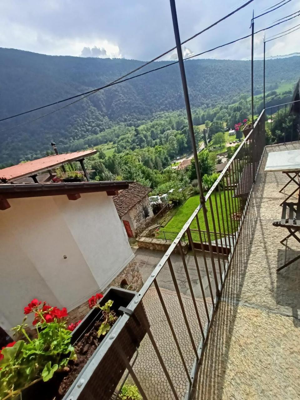 Foresteria Lombarda B & B Ca' Pelitti Ganna ภายนอก รูปภาพ