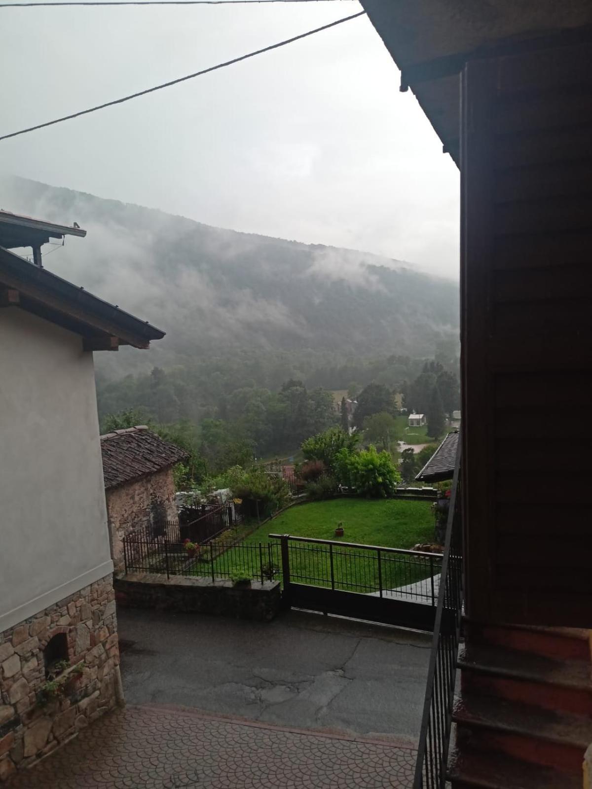 Foresteria Lombarda B & B Ca' Pelitti Ganna ภายนอก รูปภาพ