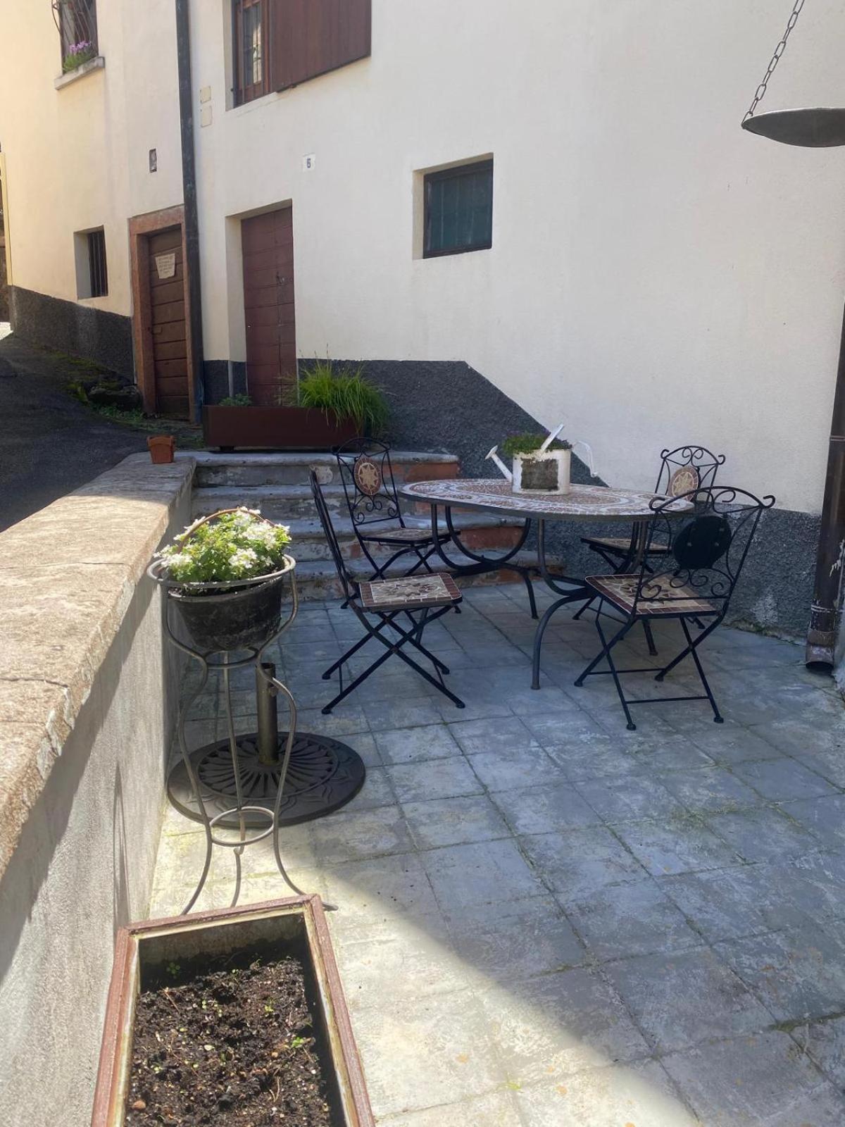 Foresteria Lombarda B & B Ca' Pelitti Ganna ภายนอก รูปภาพ