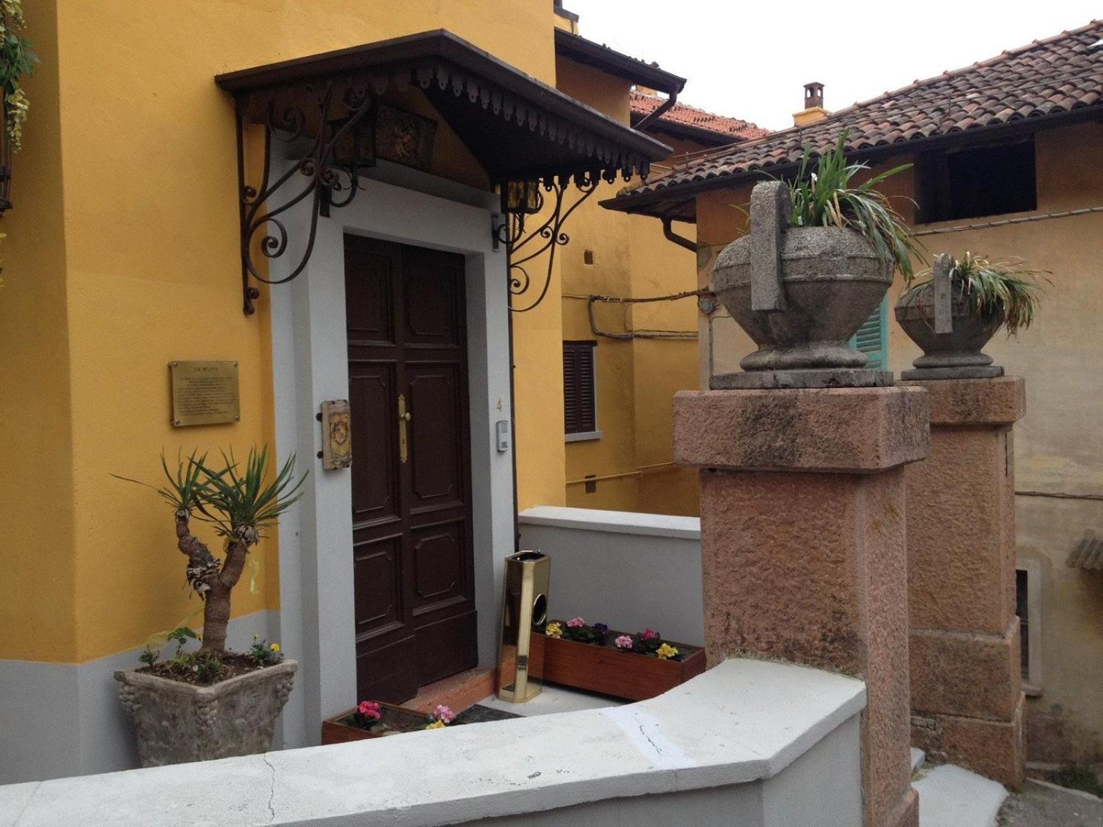 Foresteria Lombarda B & B Ca' Pelitti Ganna ภายนอก รูปภาพ